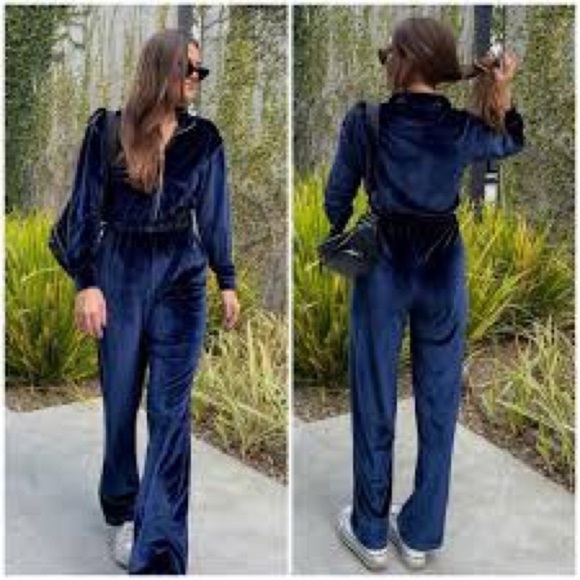 Fabletics Navy Velour Zip Up Wide Leg Jumpsuit Size 4X - Picture 1 of 13